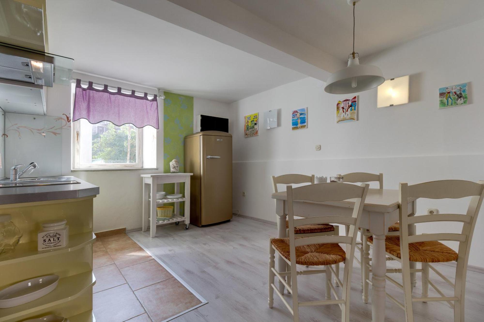 Apartments Mandarina Mali Lošinj Стая снимка