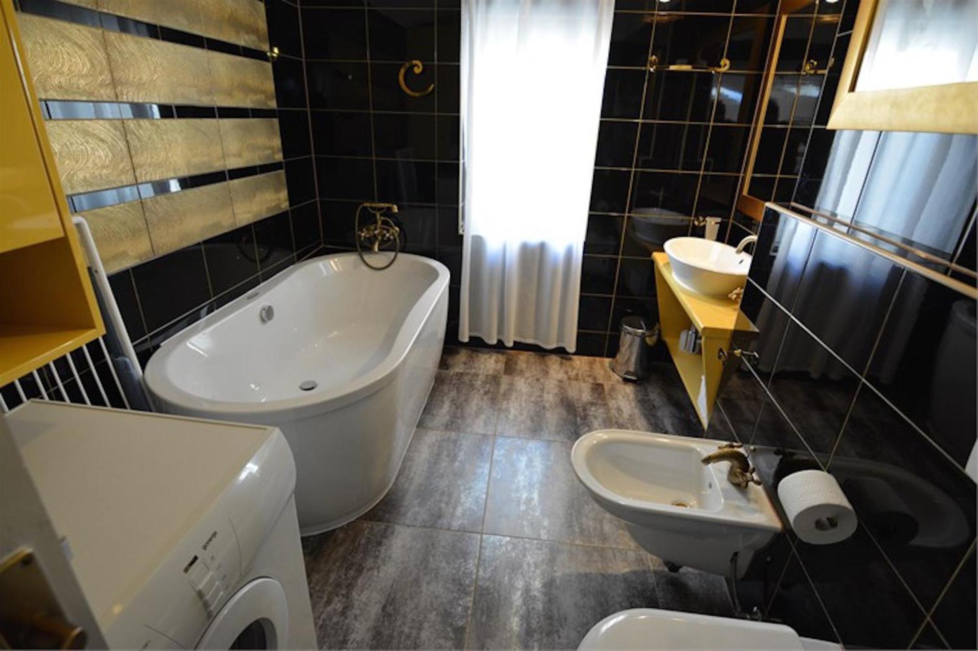 Apartments Mandarina Mali Lošinj Стая снимка